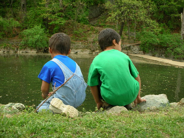 short-story-two-small-boys-near-lake