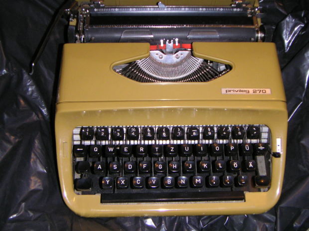 Funny Short Story Typewriter