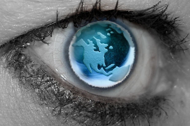 blue-globe-in-eye