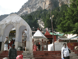 Kedarnath Yatra - Haridwar to Gangotri to Gaurikund